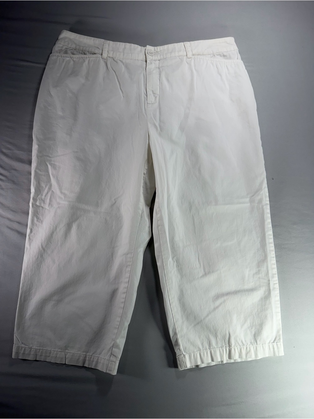 Croft & Barrow Classic Fit White Capri Pants Women Size 16 Stretch Cropped #961
